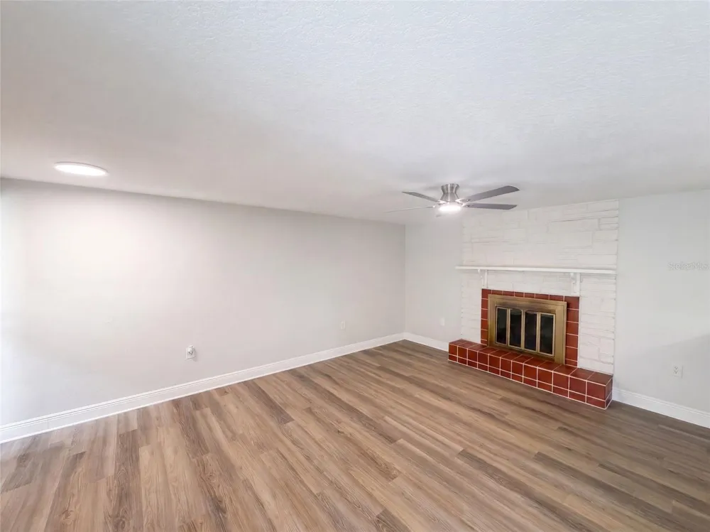 5324 REEF DRIVE New Port Richey, FL 34652