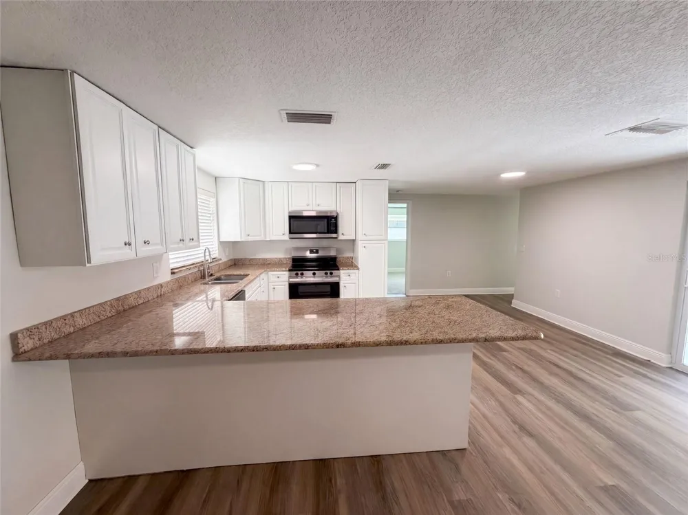 5324 REEF DRIVE New Port Richey, FL 34652