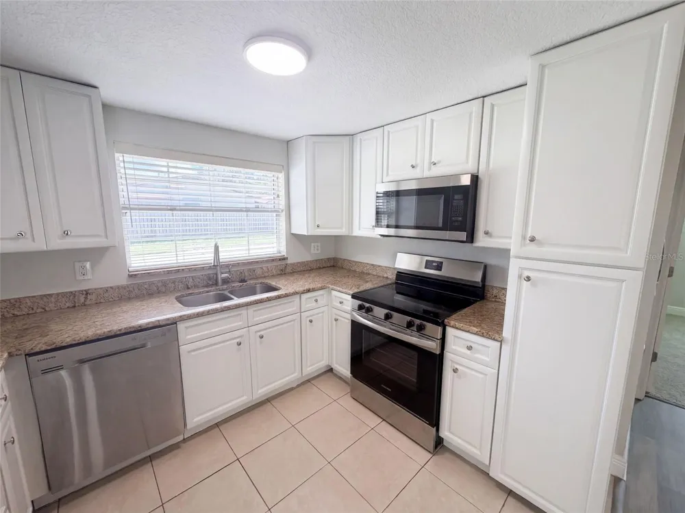 5324 REEF DRIVE New Port Richey, FL 34652