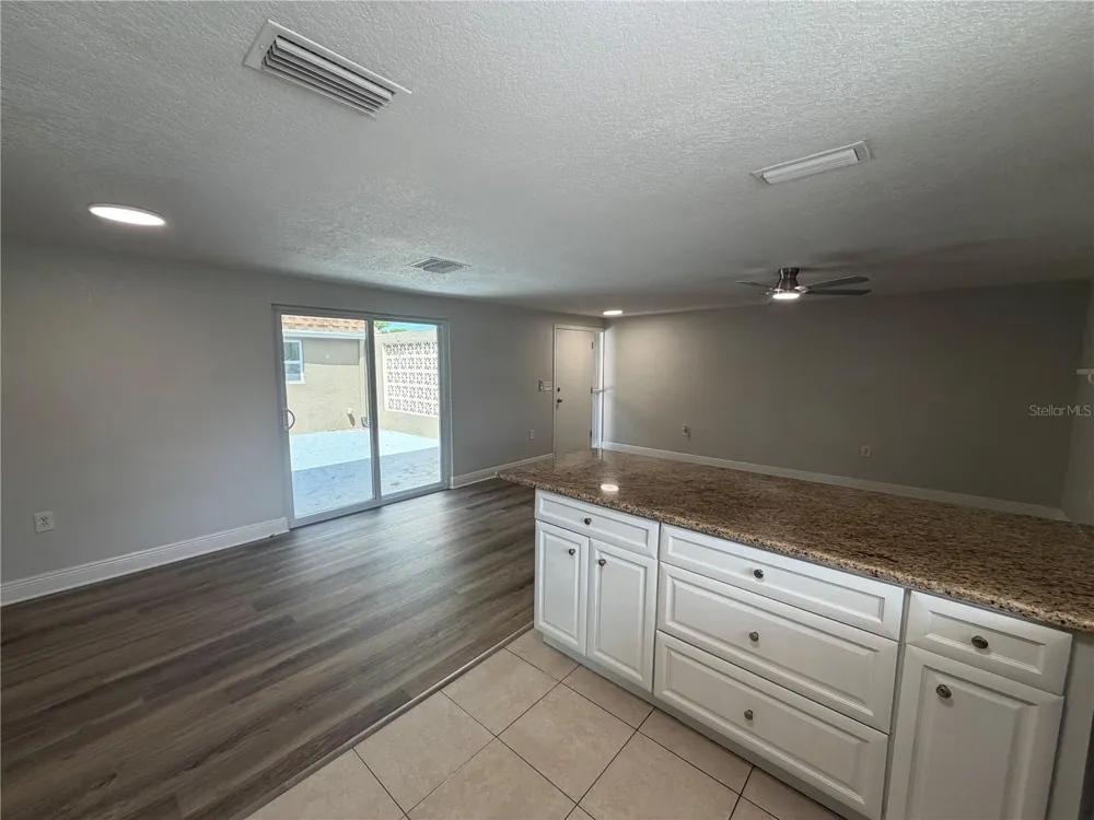5324 REEF DRIVE New Port Richey, FL 34652