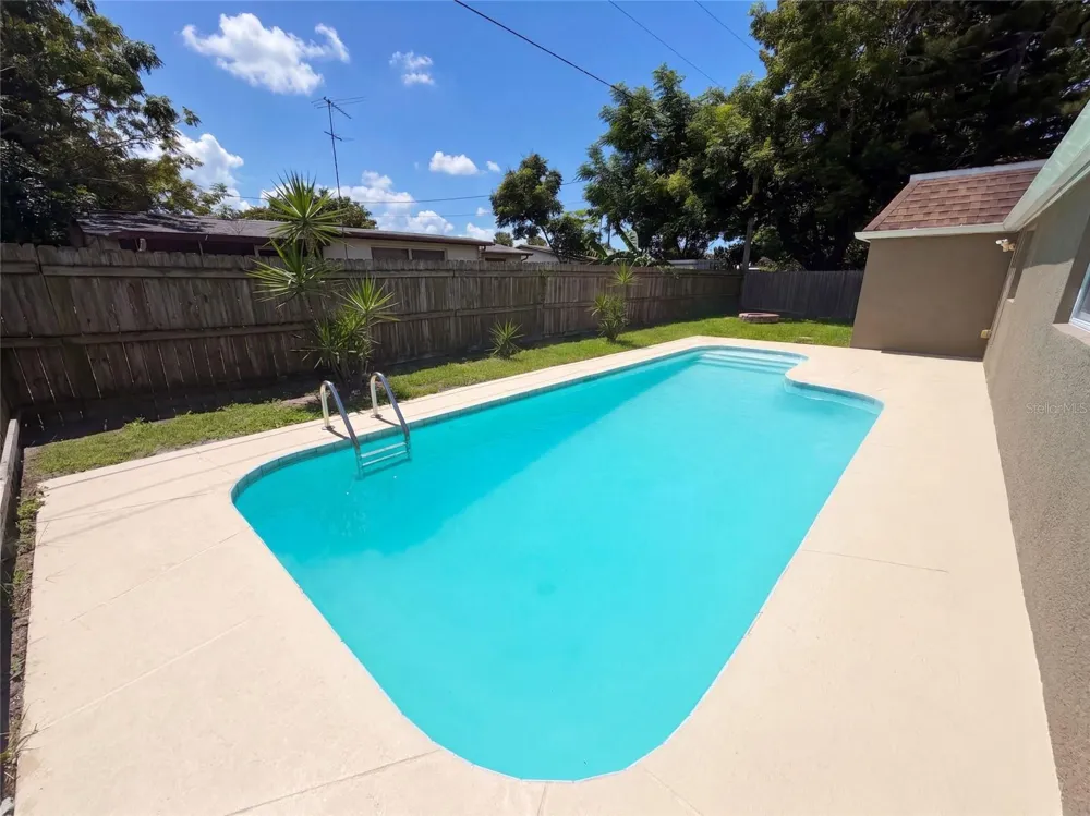 5324 REEF DRIVE New Port Richey, FL 34652