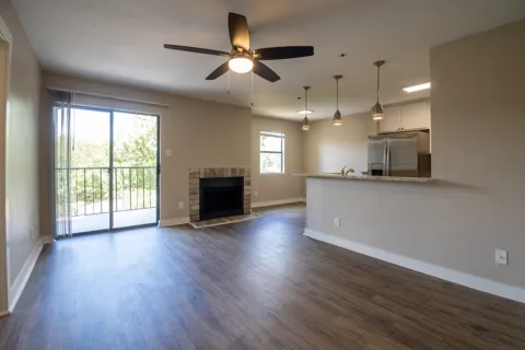 1306 Norwalk Lane #305