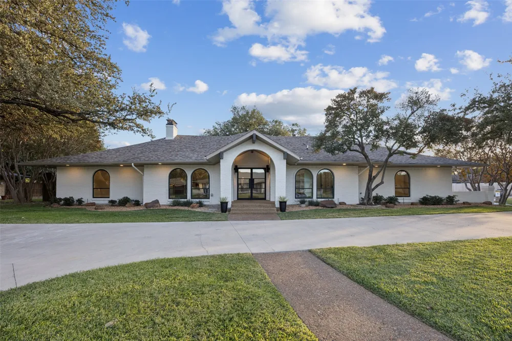4408 Forest Bend Dallas, TX 75244