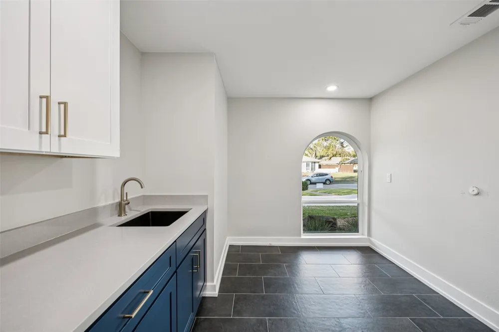 4408 Forest Bend Dallas, TX 75244