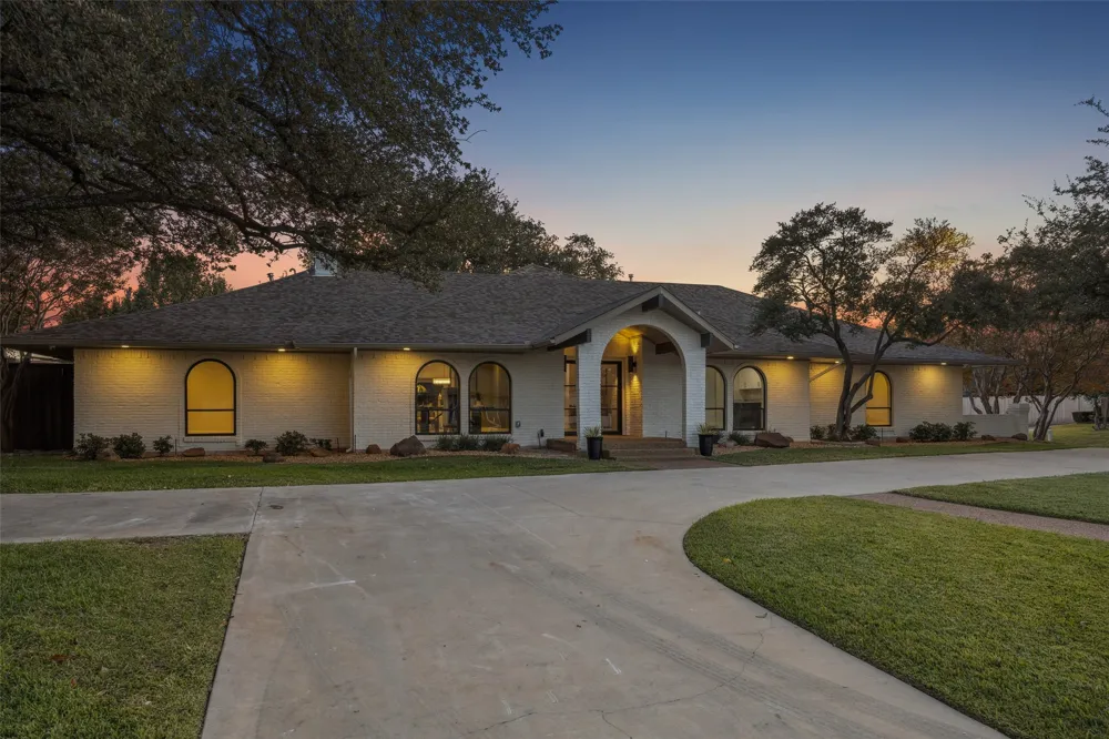 4408 Forest Bend Dallas, TX 75244