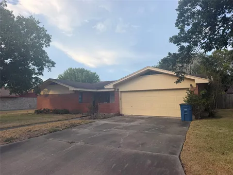 114 Linnville Drive