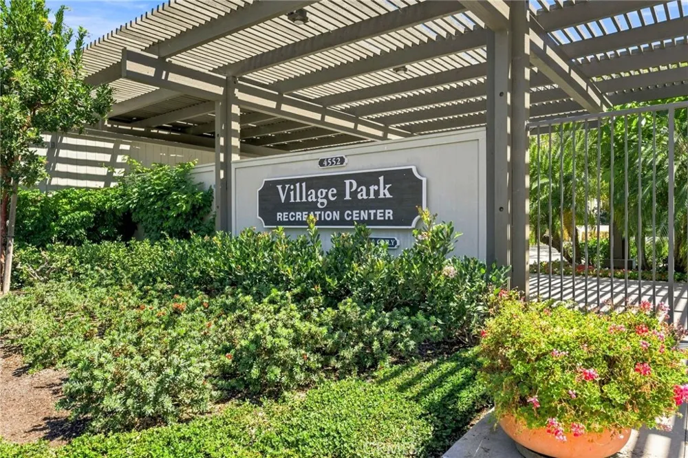52 Acacia Tree Lane Irvine, CA 92612