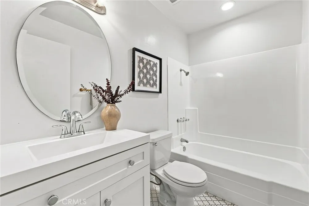 52 Acacia Tree Lane Irvine, CA 92612