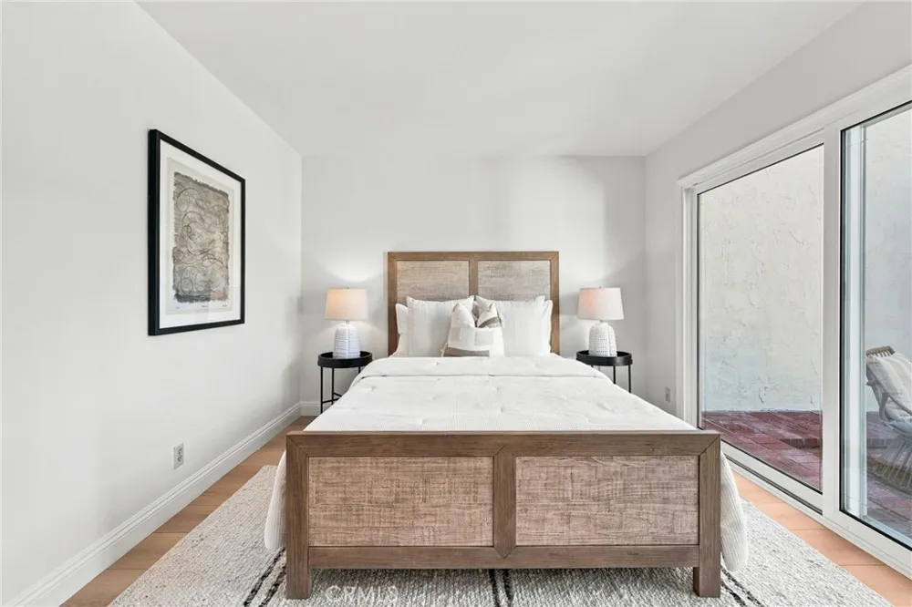 52 Acacia Tree Lane Irvine, CA 92612