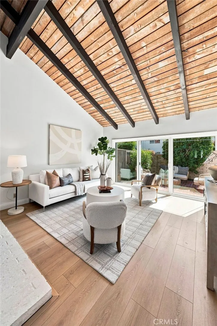 52 Acacia Tree Lane Irvine, CA 92612