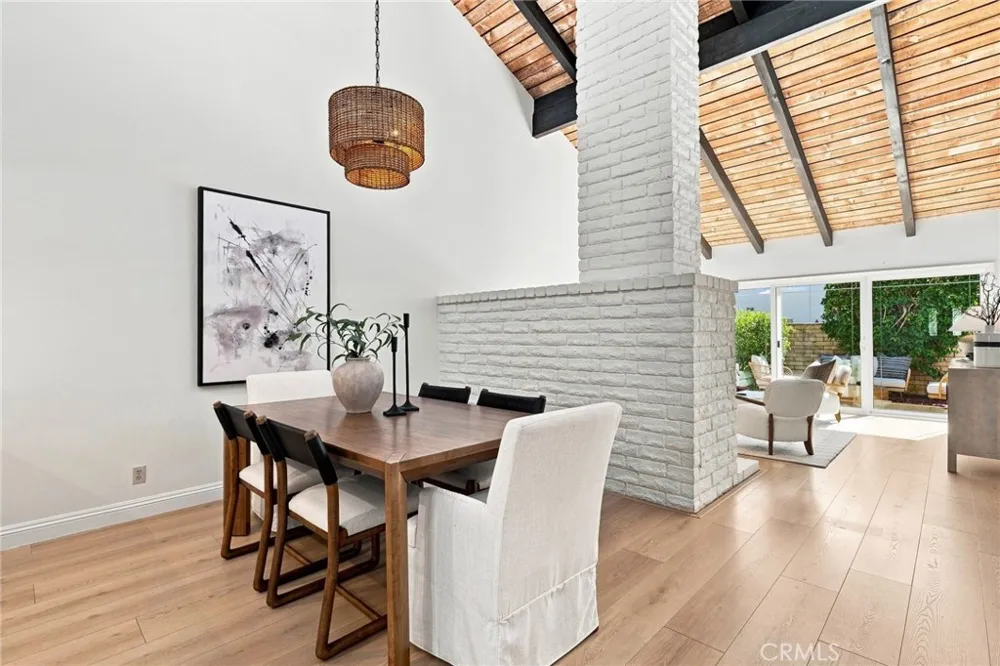 52 Acacia Tree Lane Irvine, CA 92612