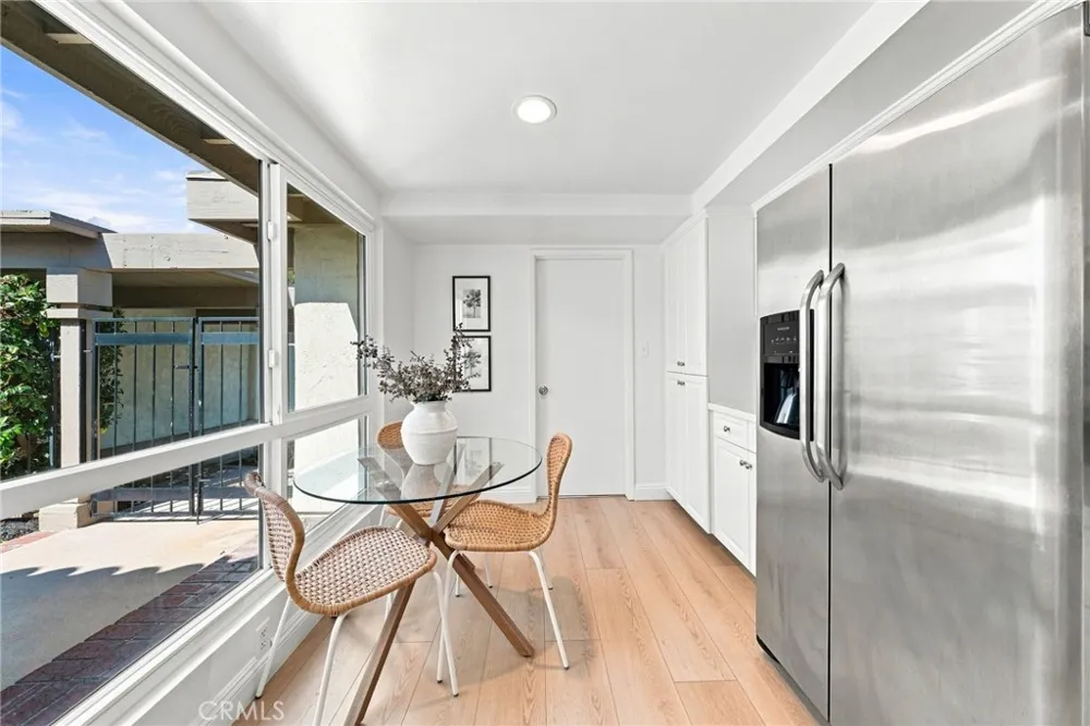 52 Acacia Tree Lane Irvine, CA 92612