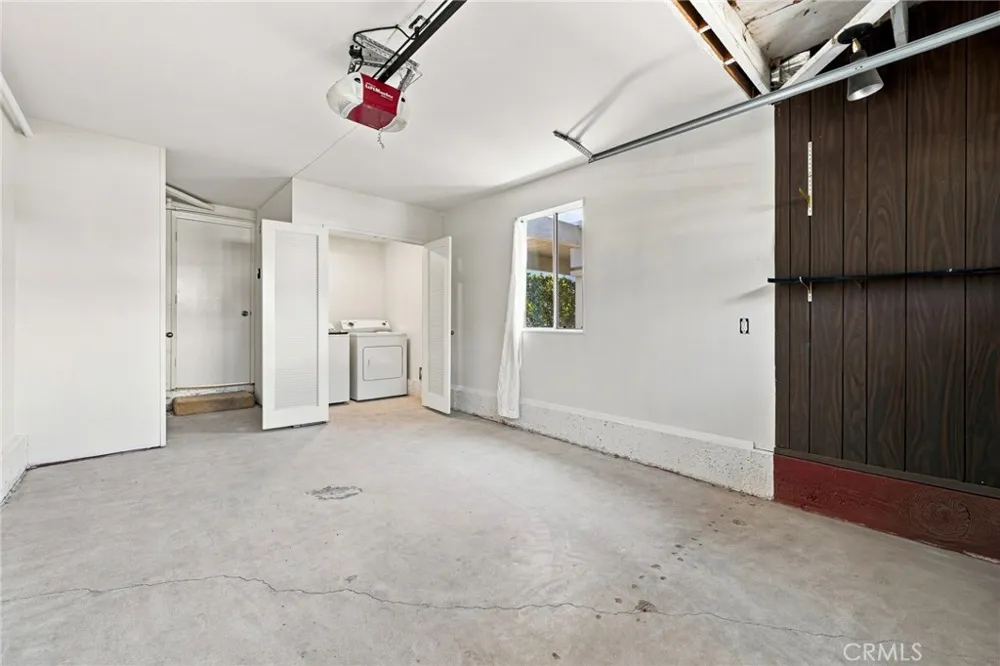 52 Acacia Tree Lane Irvine, CA 92612