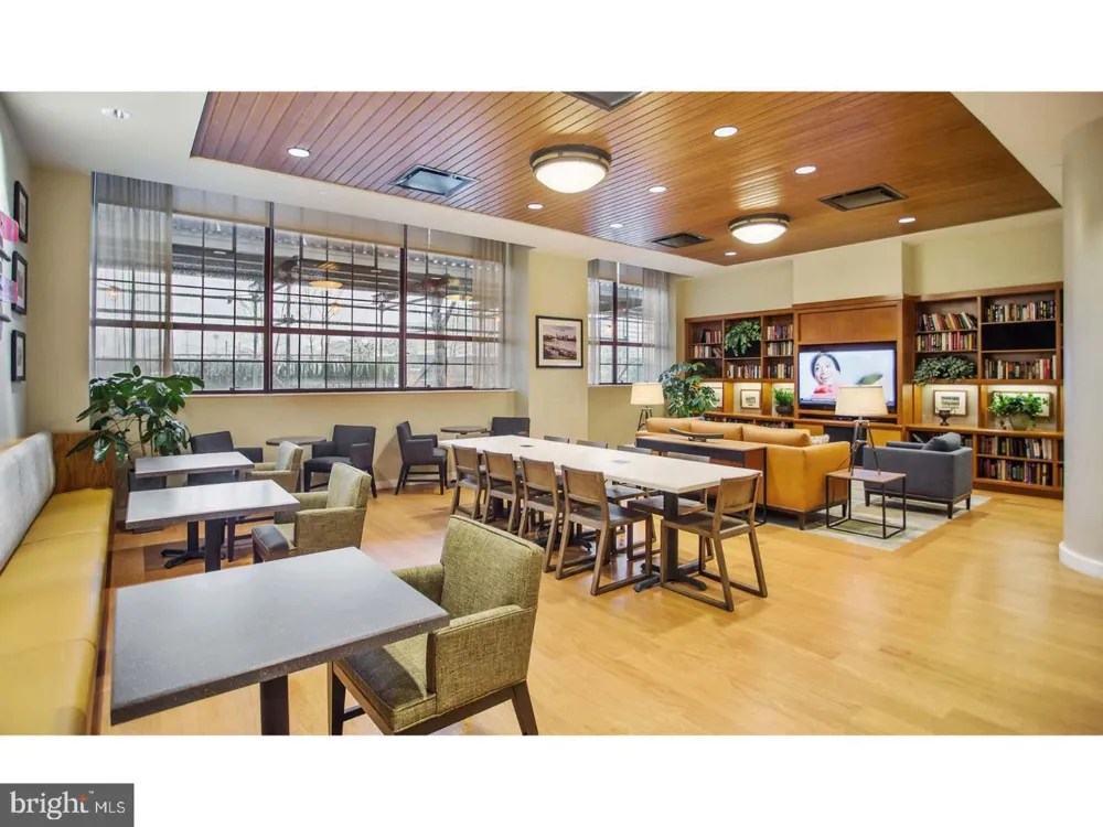 201 S 25TH STREET #403 Philadelphia, PA 19103
