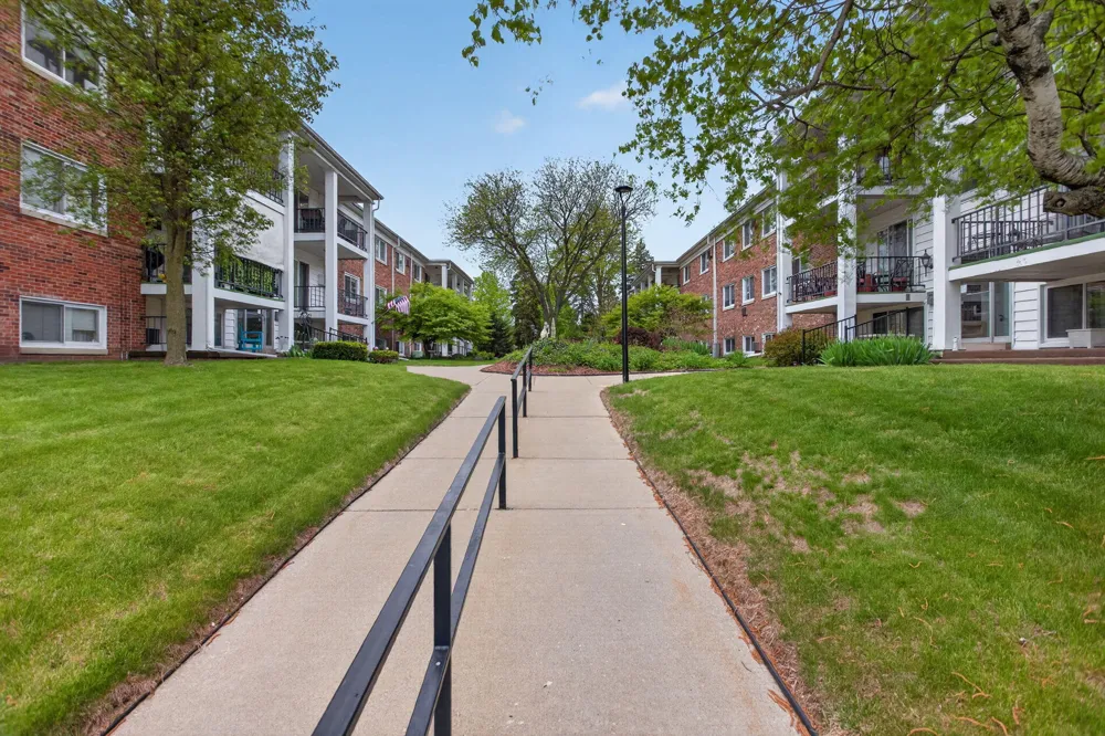 806 W Michigan Avenue #209W Jackson, MI 49202