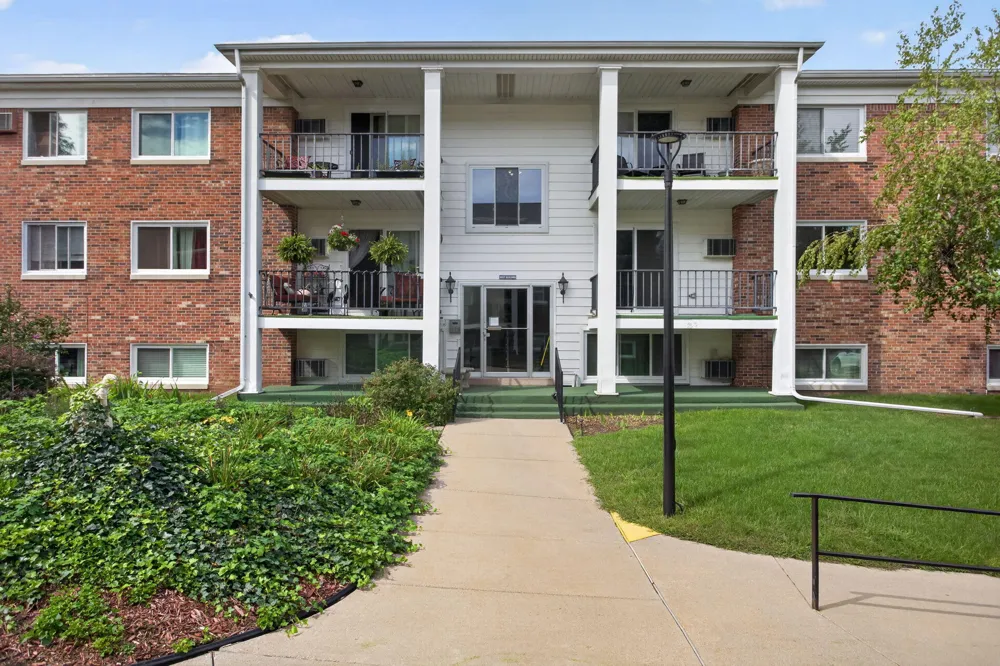 806 W Michigan Avenue #209W Jackson, MI 49202