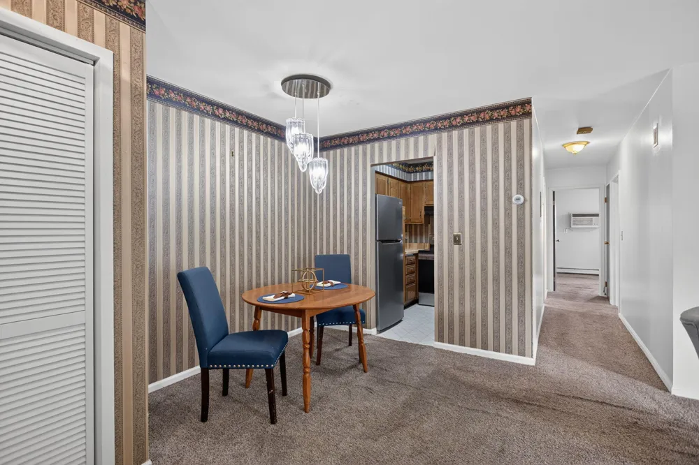 806 W Michigan Avenue #209W Jackson, MI 49202