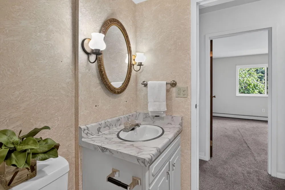 806 W Michigan Avenue #209W Jackson, MI 49202