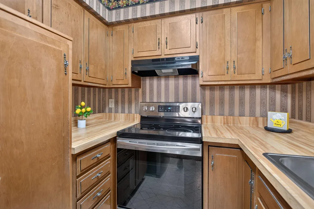 806 W Michigan Avenue #209W Jackson, MI 49202