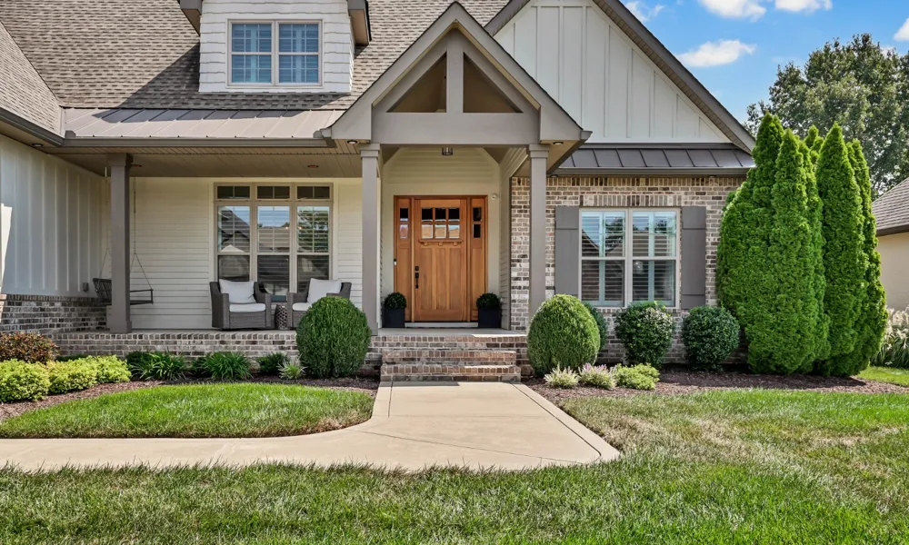 279 Harrowgate Dr Clarksville, TN 37043