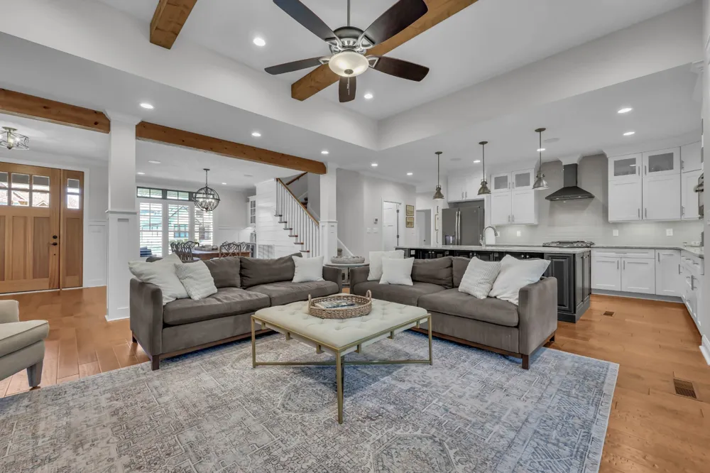 279 Harrowgate Dr Clarksville, TN 37043
