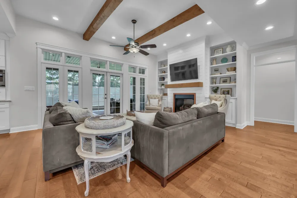 279 Harrowgate Dr Clarksville, TN 37043