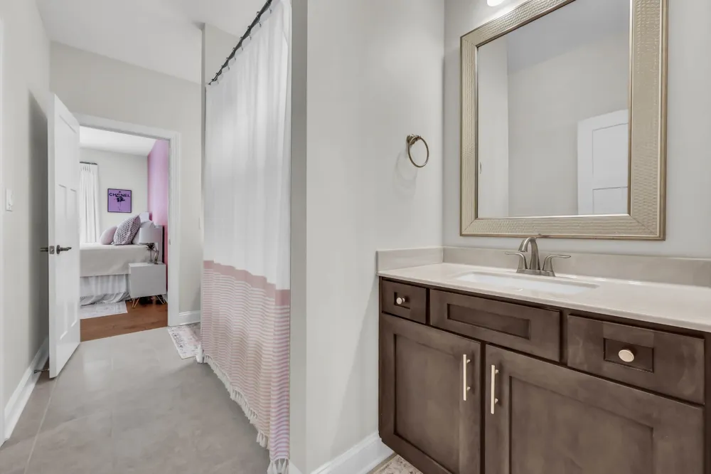 279 Harrowgate Dr Clarksville, TN 37043
