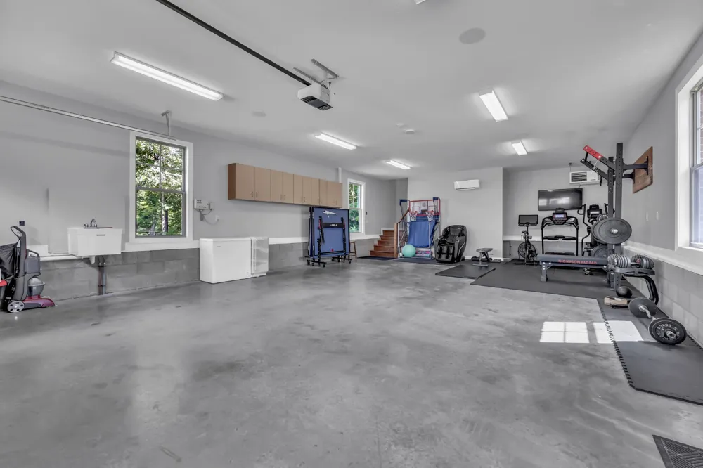 279 Harrowgate Dr Clarksville, TN 37043