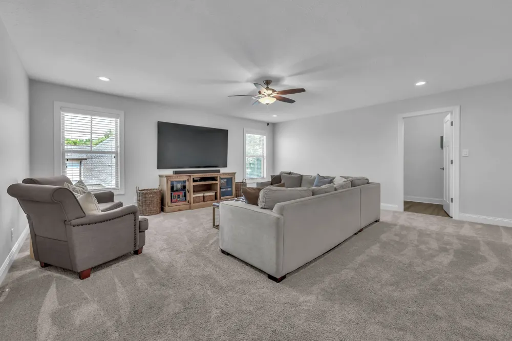 279 Harrowgate Dr Clarksville, TN 37043