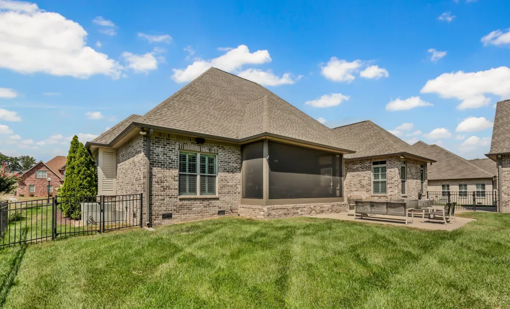 279 Harrowgate Dr Clarksville, TN 37043