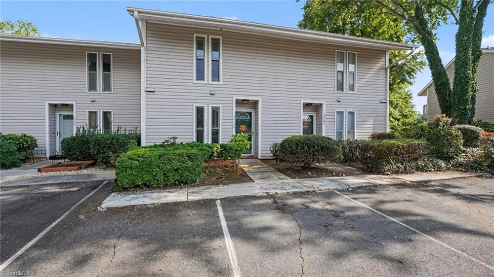 3755 Heathrow Drive Winston-Salem, NC 27127