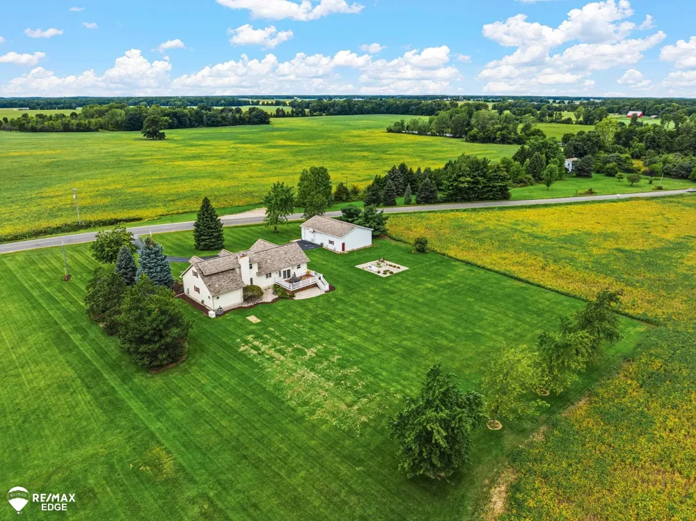 3119 S Durand Road Durand City, MI 48429