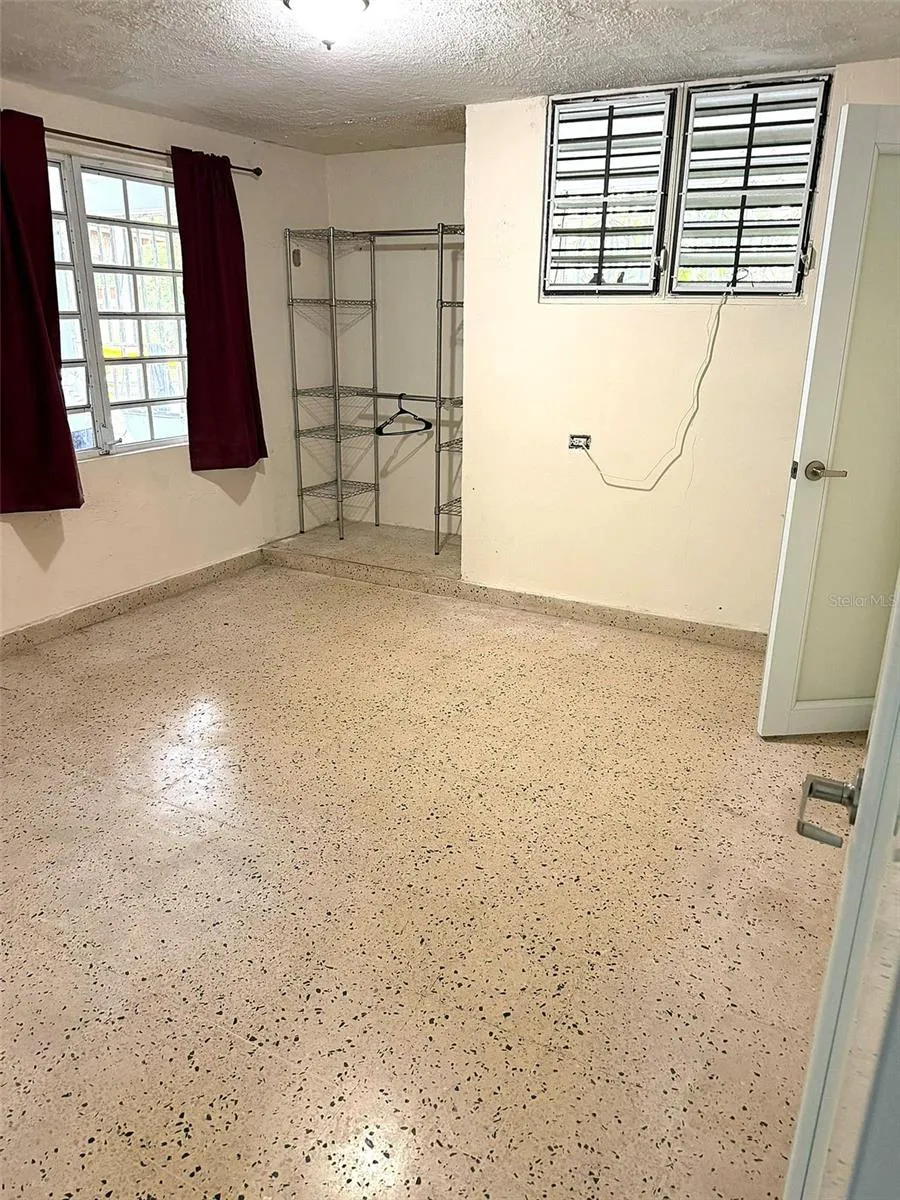 PR 156 MULAS WARD Aguas Buenas, PR 00703