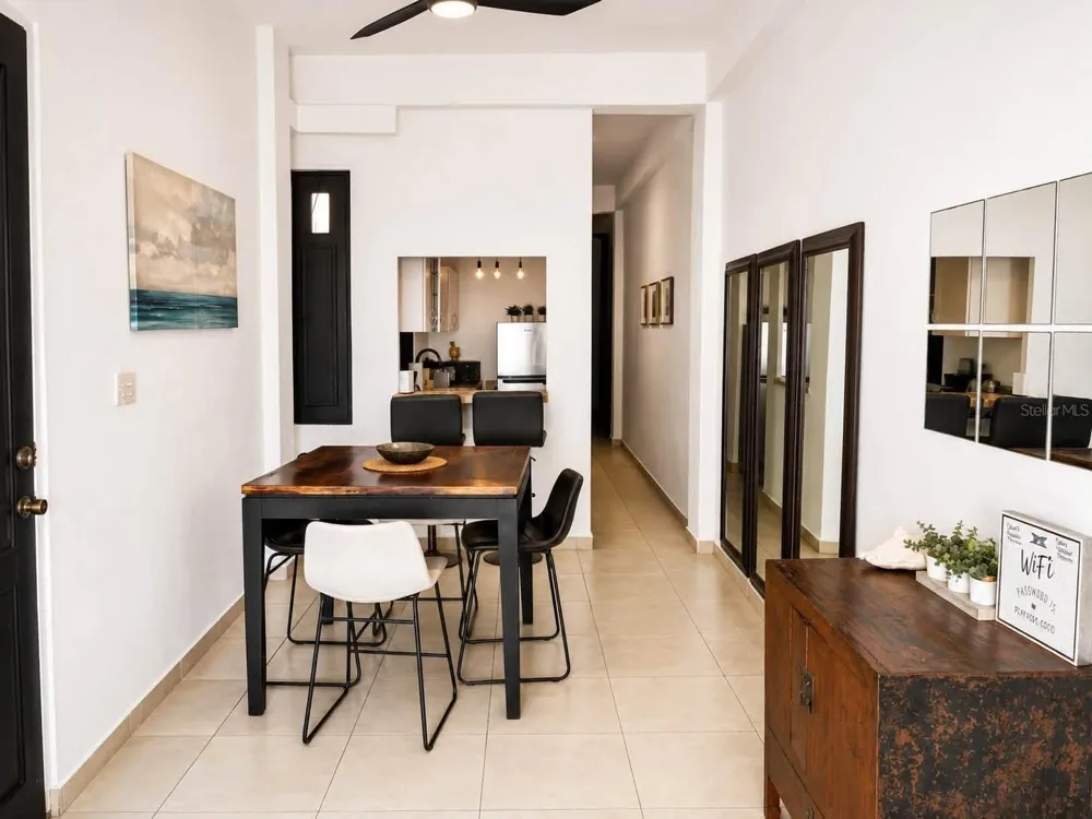 51 CALLE CRUZ #202 San Juan, PR 00901