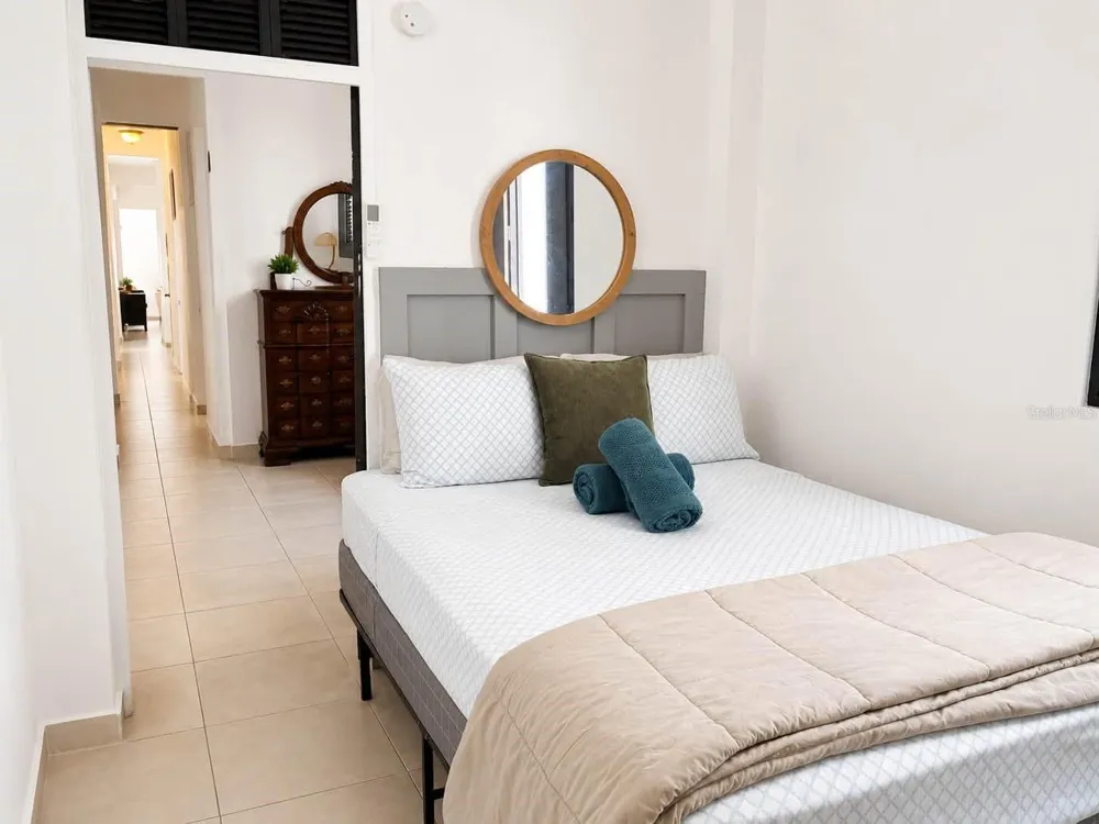 51 CALLE CRUZ #202 San Juan, PR 00901