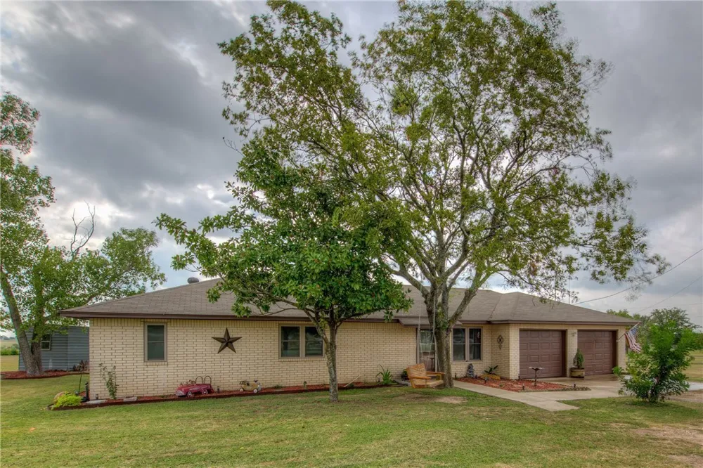 13200 IH 35 Highway Jarrell, TX 76537