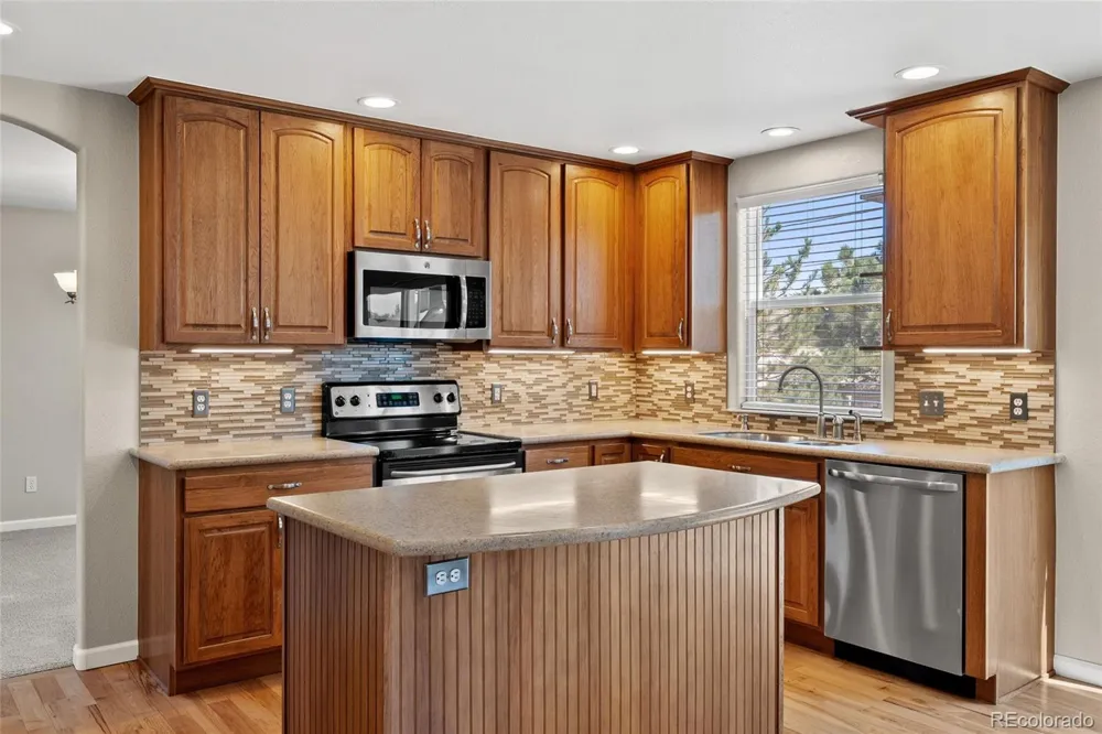8070 S Estes Street Littleton, CO 80128