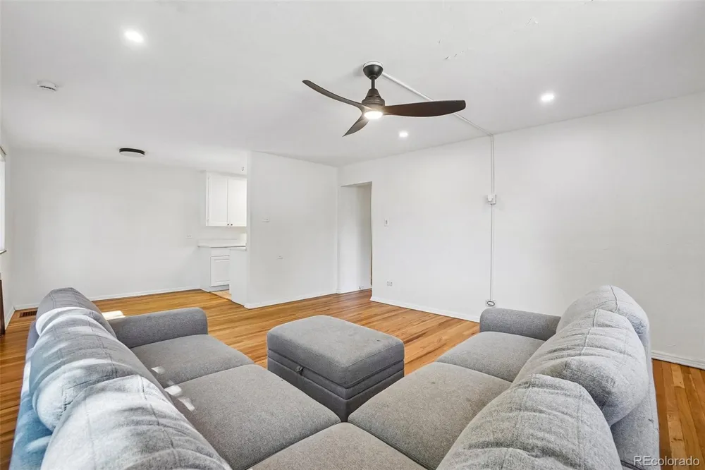 525 Jackson Street #103 Denver, CO 80206