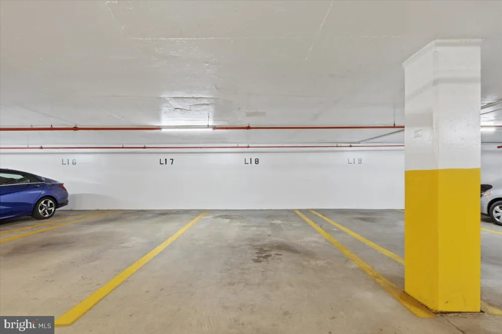 1220 BLAIR MILL ROAD #1008 Silver Spring, MD 20910