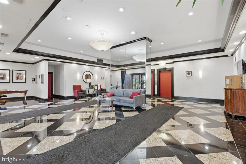 1220 BLAIR MILL ROAD #1008 Silver Spring, MD 20910