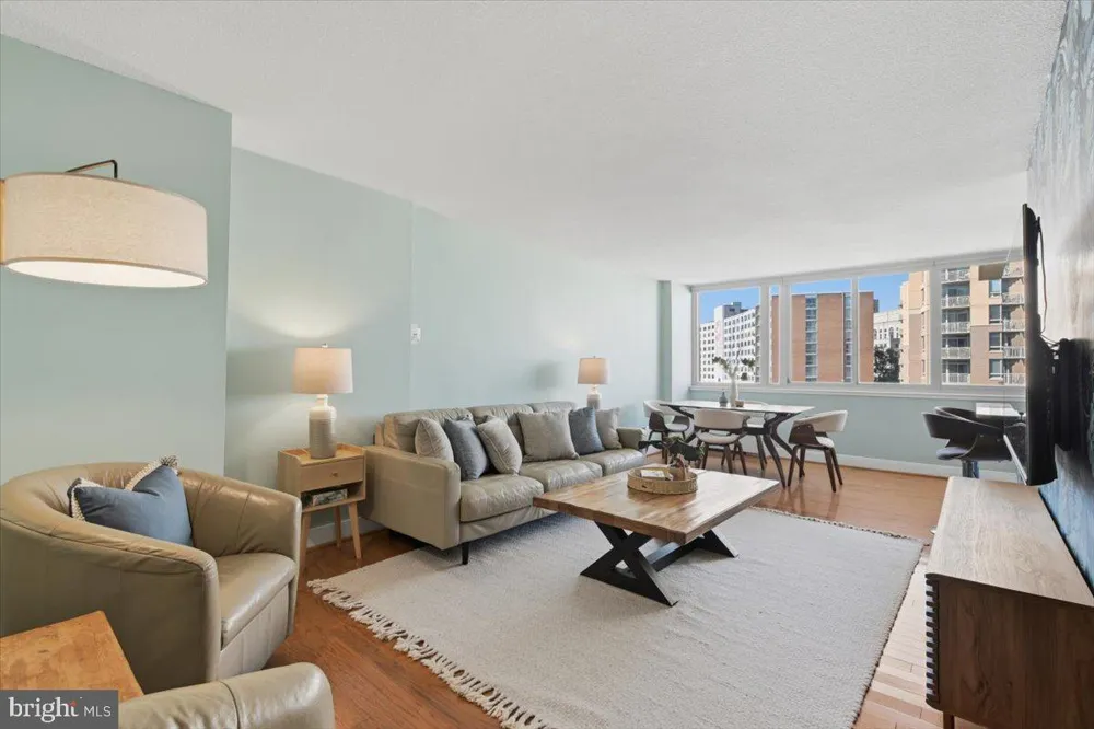 1220 BLAIR MILL ROAD #1008 Silver Spring, MD 20910