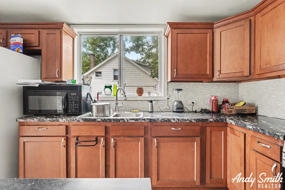2230 Hoyle Avenue NW Grand Rapids, MI 49544