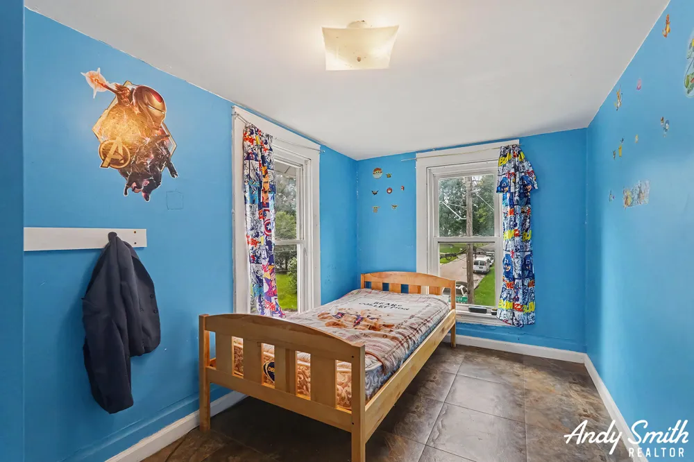 2230 Hoyle Avenue NW Grand Rapids, MI 49544