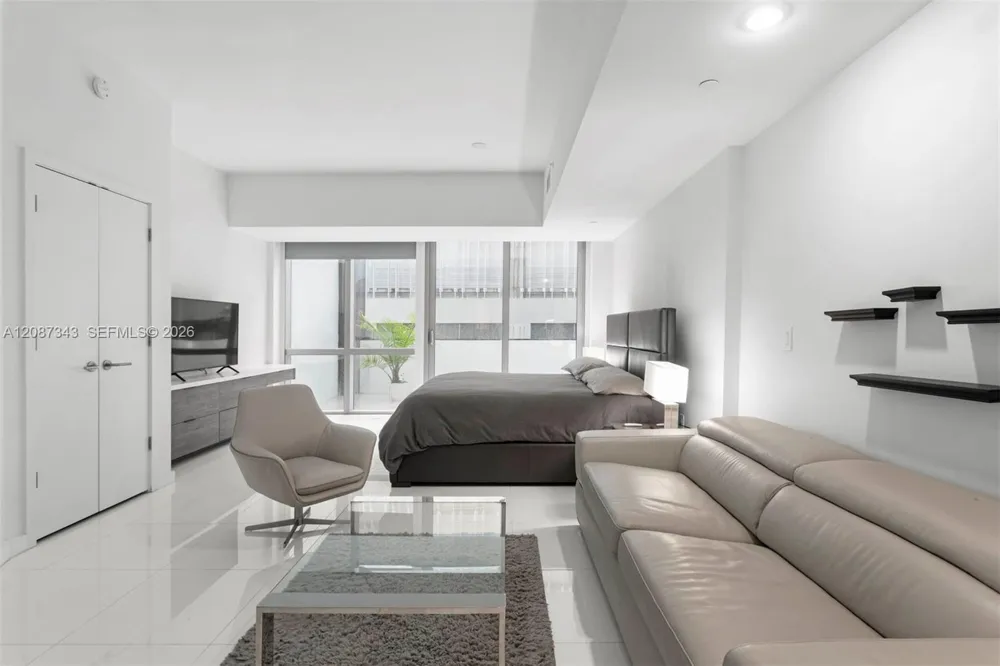851 NE 1st Ave #300 Miami, FL 33132