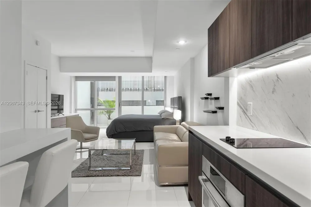 851 NE 1st Ave #300 Miami, FL 33132