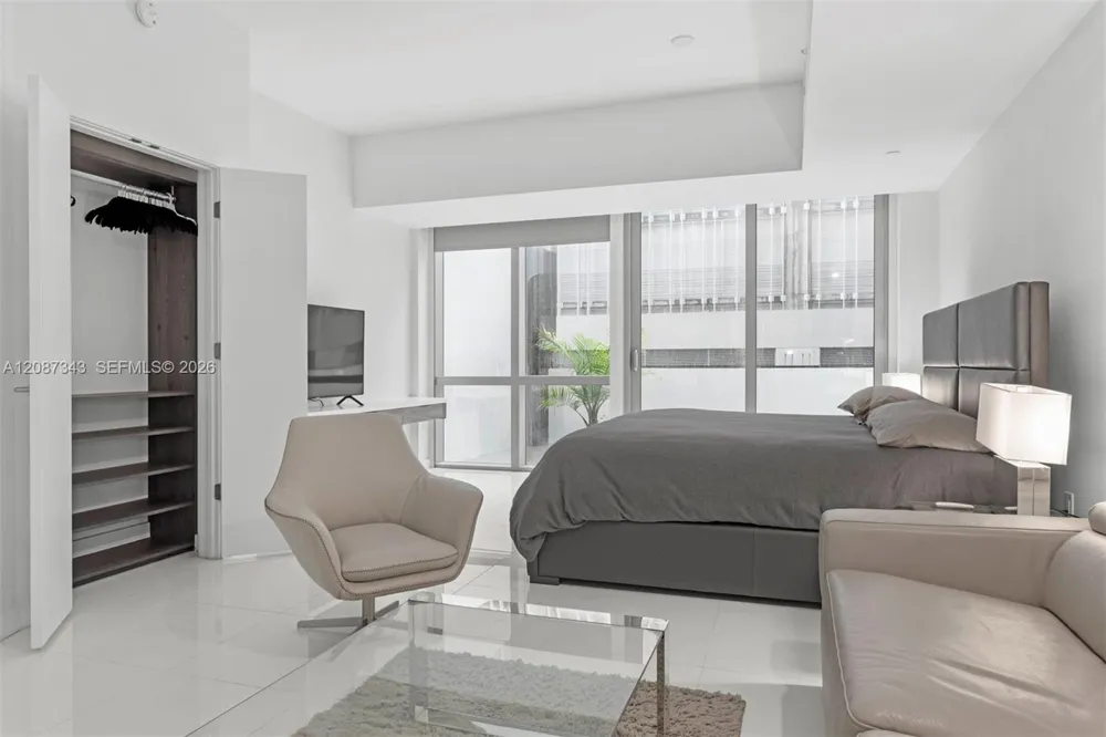 851 NE 1st Ave #300 Miami, FL 33132