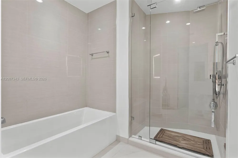 851 NE 1st Ave #300 Miami, FL 33132