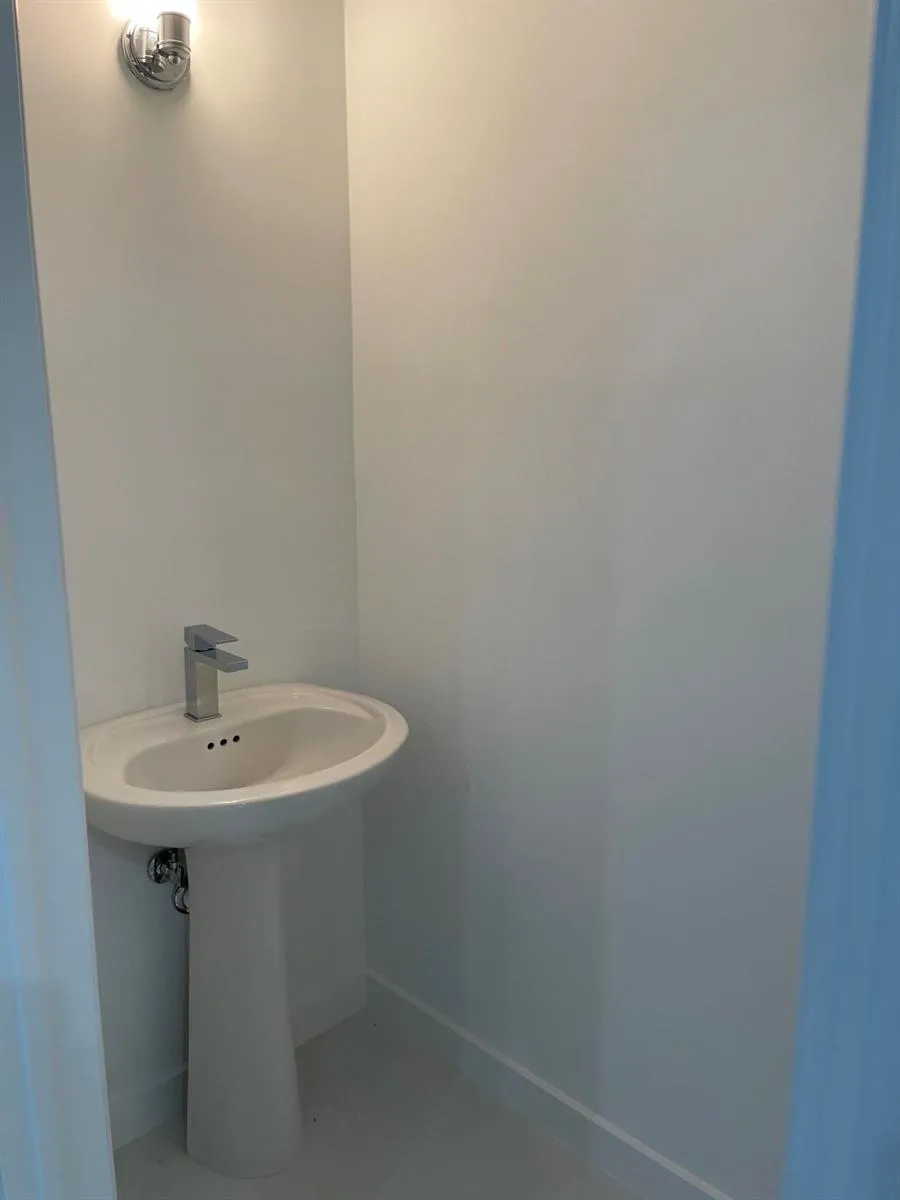 1350 CRYSTAL WAY #107 Delray Beach, FL 33444