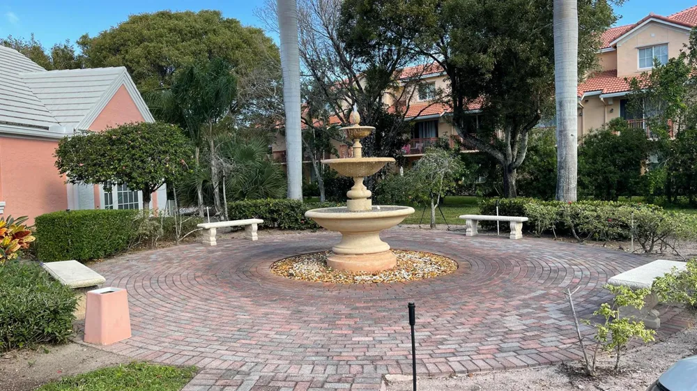 1350 CRYSTAL WAY #107 Delray Beach, FL 33444
