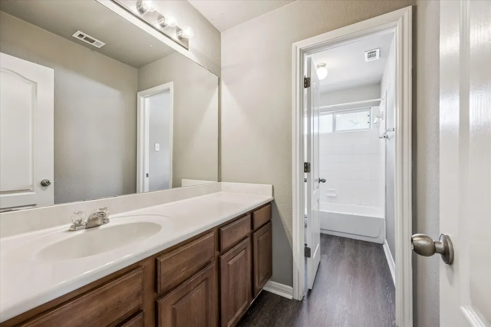 701 Crestwood Lane Round Rock, TX 78665